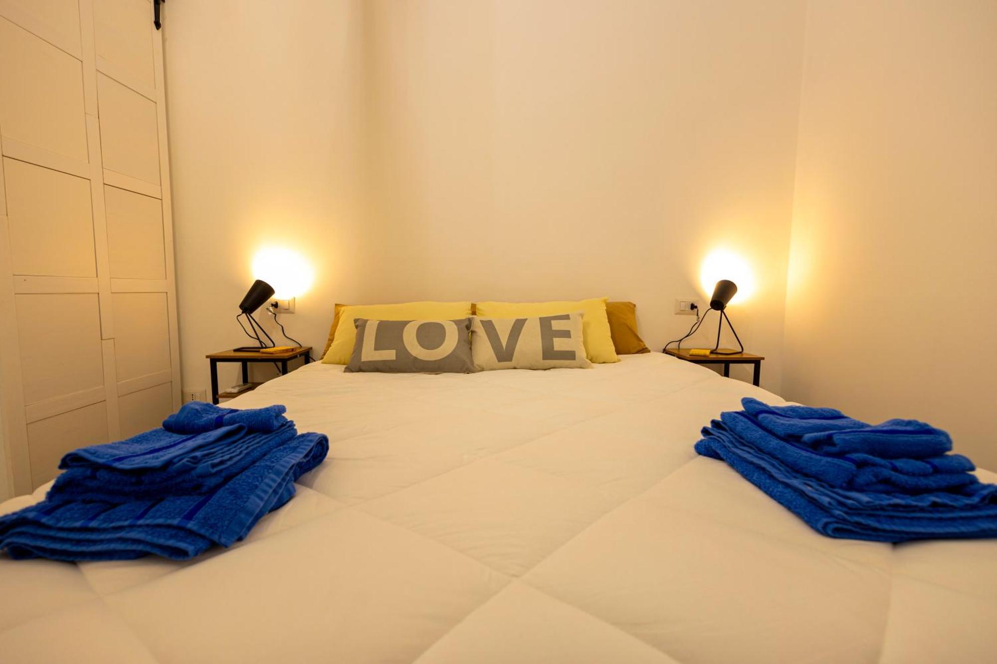 Casa Lella Holiday Boutique ปาแลร์โม ภายนอก รูปภาพ